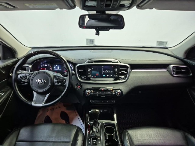 6071502349R7.jpg