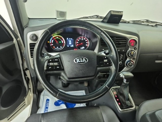 6071500712R8.jpg