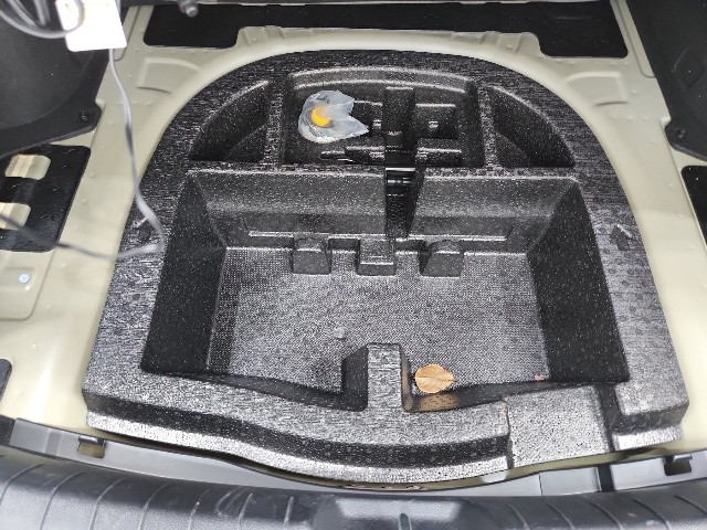 lotterental_100958467_LN7wu_8.jpg