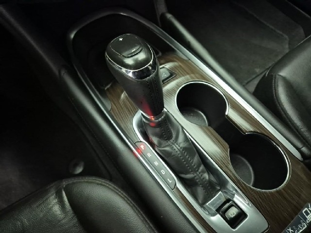 6011002775R8.jpg