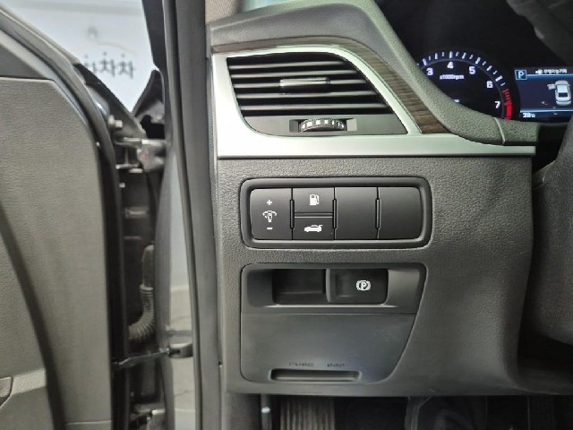 6071501566R17.jpg