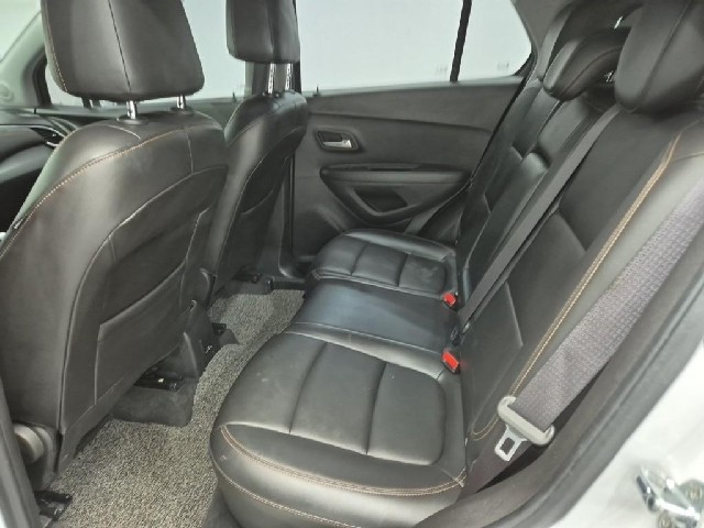 6061000654R12.jpg