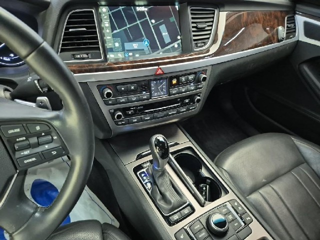 6061000647R10.jpg