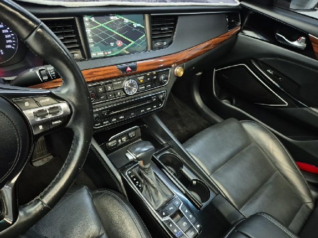 6071000941R10.jpg