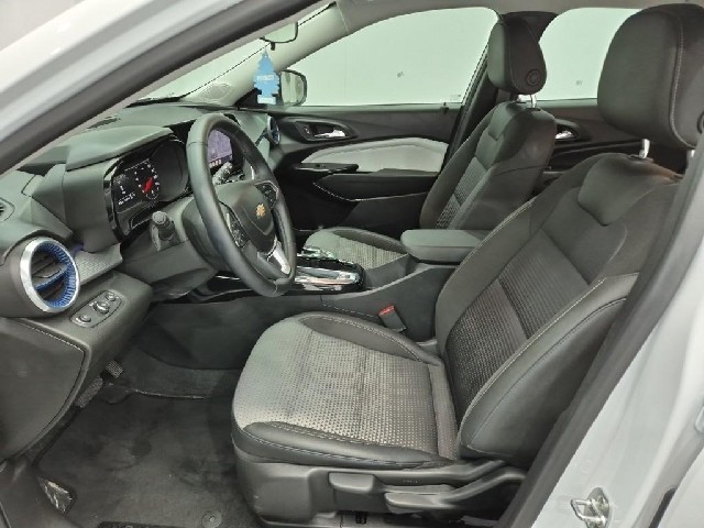 6071000067R11.jpg