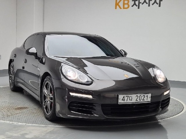 6011001852R4.jpg