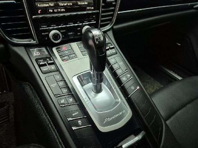 6011001852R8.jpg