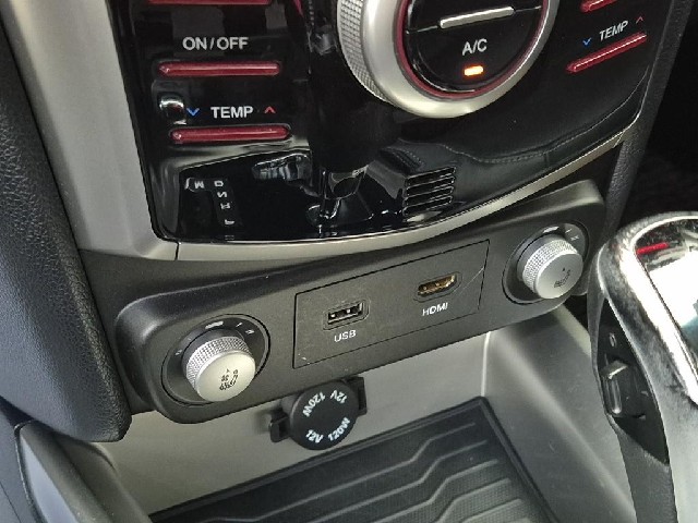 6081000120R16.jpg
