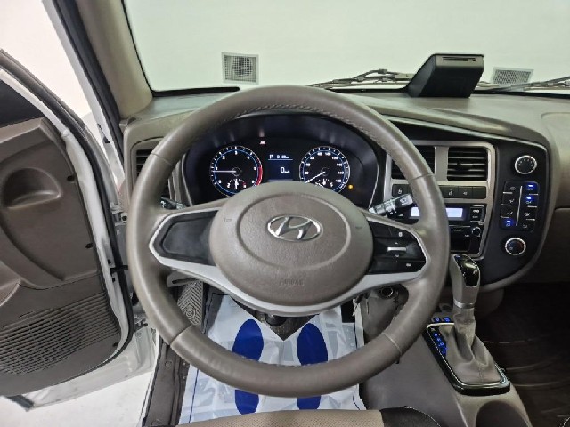 6081501974R8.jpg