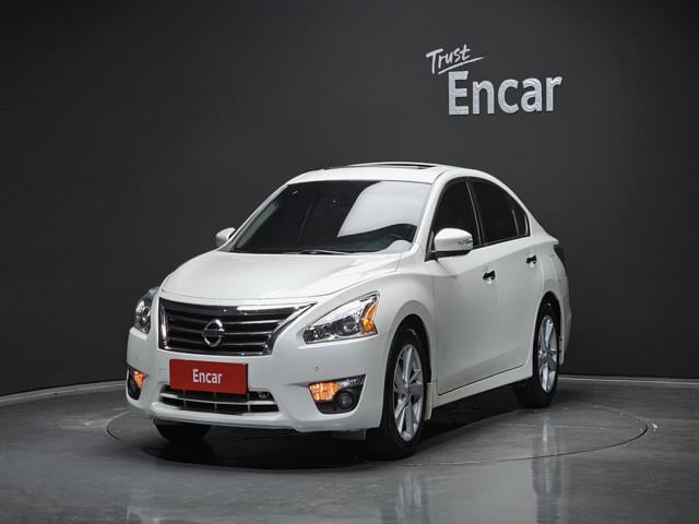 6011000808R1.jpg