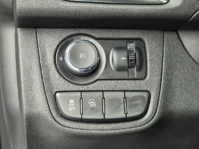6081501738R16.jpg