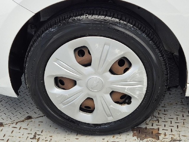 6081501738R18.jpg