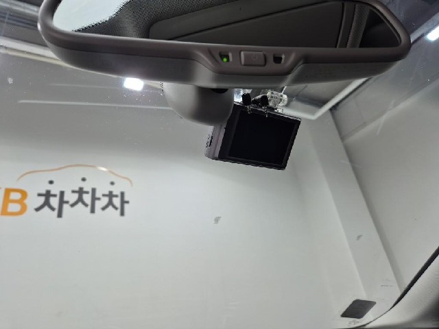 6071000055R17.jpg