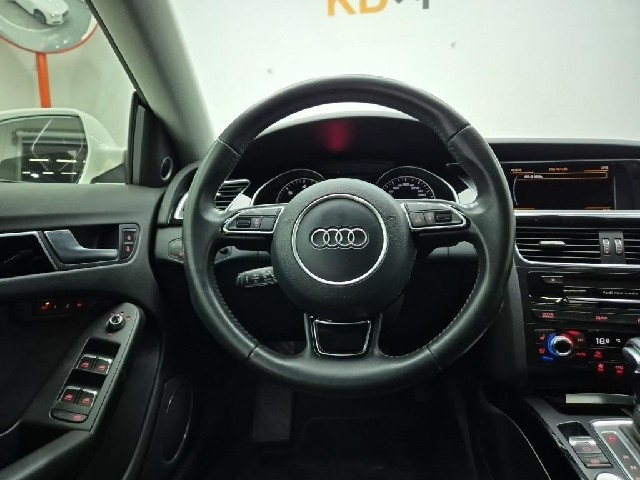 6071000055R9.jpg