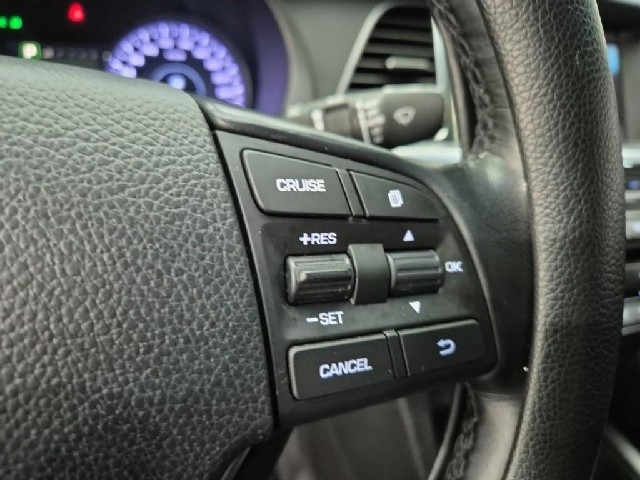 6071000240R15.jpg