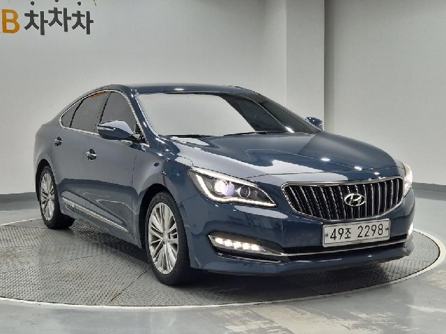 6071000240R4.jpg