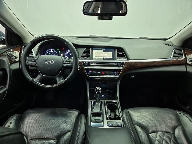 6071000240R7.jpg