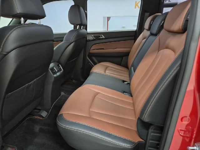 6081500290R12.jpg