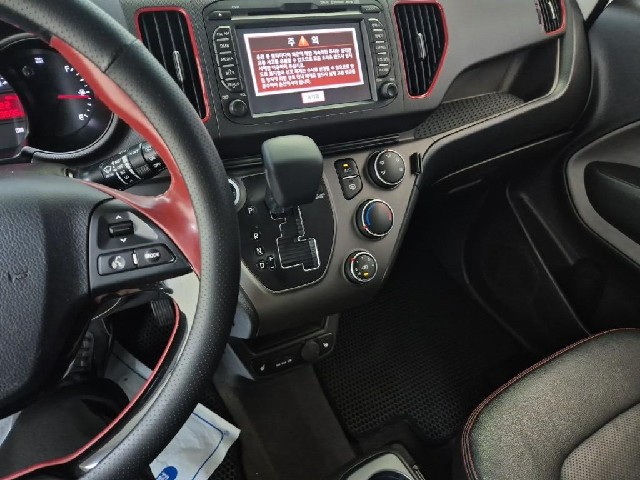 6081500937R10.jpg