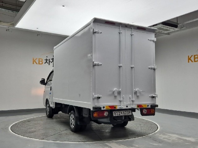 6031000100R2.jpg