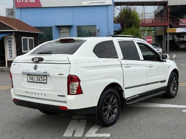 feebf5c0326d733a9dd7c8e655ff0895.jpeg