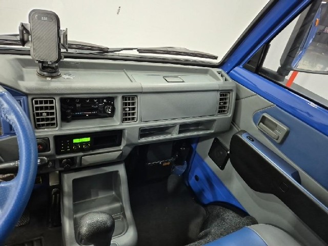 6081000771R9.jpg