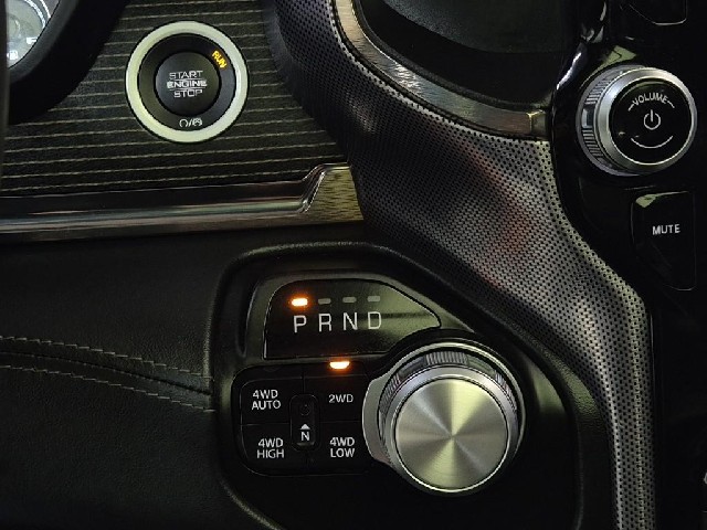 6071501250R8.jpg