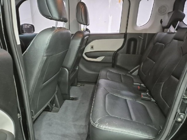 6071000910R12.jpg