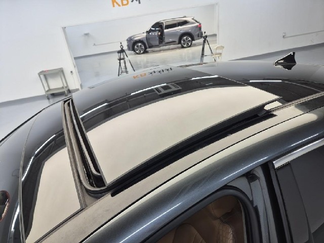 6071000393R13.jpg