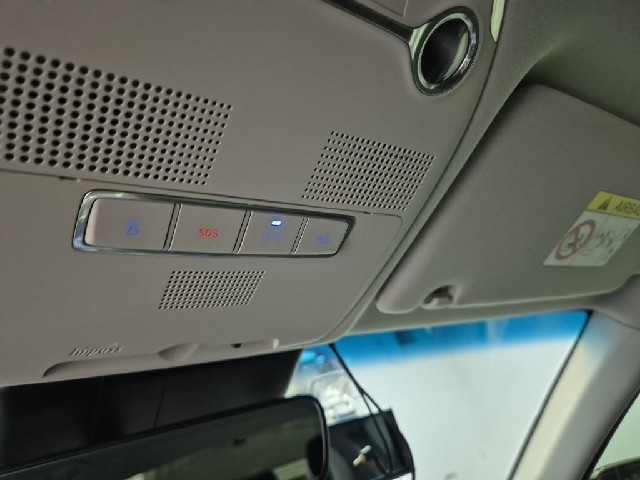 6071000829R16.jpg