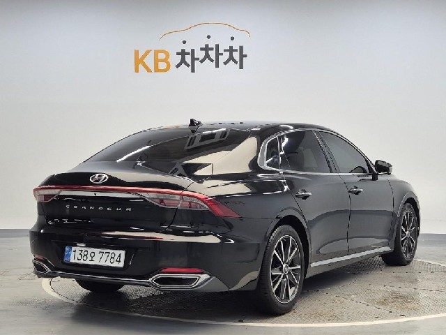 6071000829R3.jpg