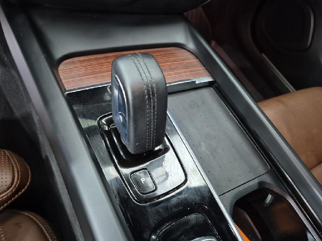 6091002252R8.jpg