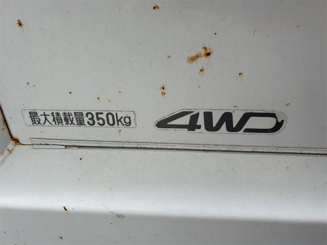 1101554A30251121W00211.jpg