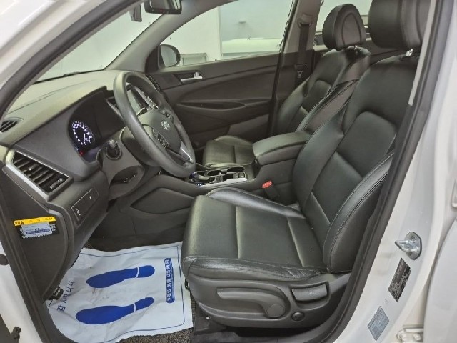 6071500777R11.jpg