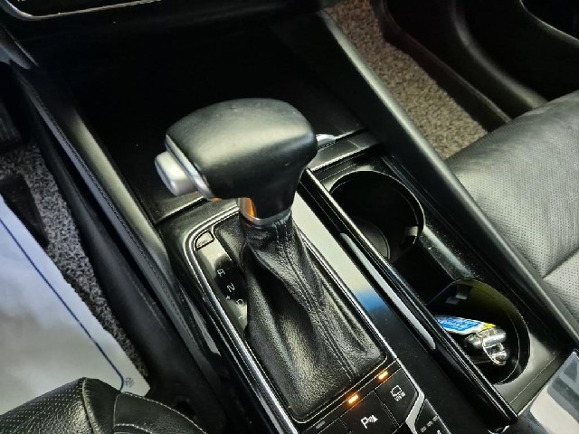 6091501875R8.jpg