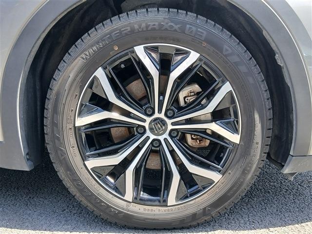 f1fc39a1725f6a1e81067d9ef0f32e79.jpg