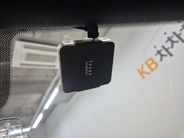 6091501434R17.jpg
