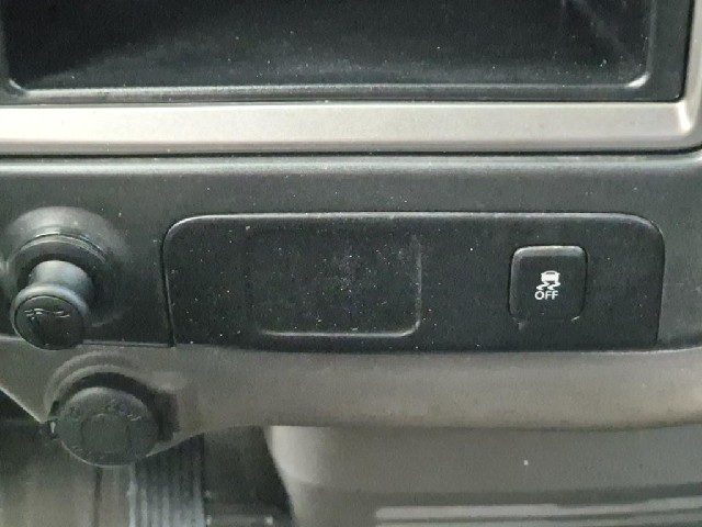 6081501726R12.jpg