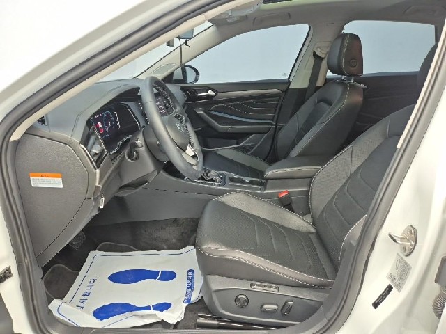 6091001693R11.jpg