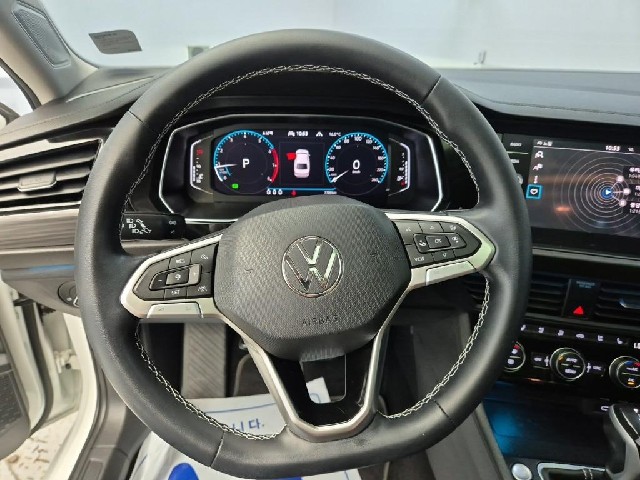 6091001693R9.jpg