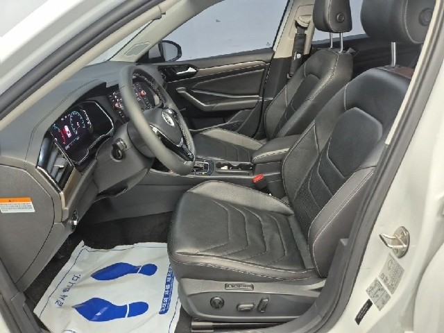 6091501635R11.jpg