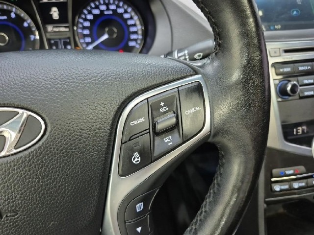 6071000285R16.jpg