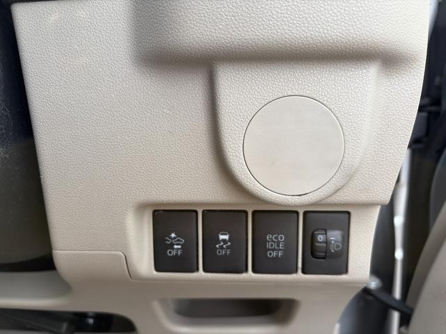0903578A30260403W00519.jpg