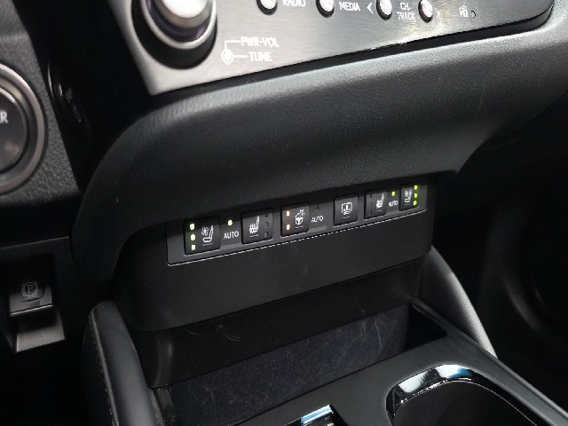 f24cab2f2b05908d6c41a22aa783452a.jpeg