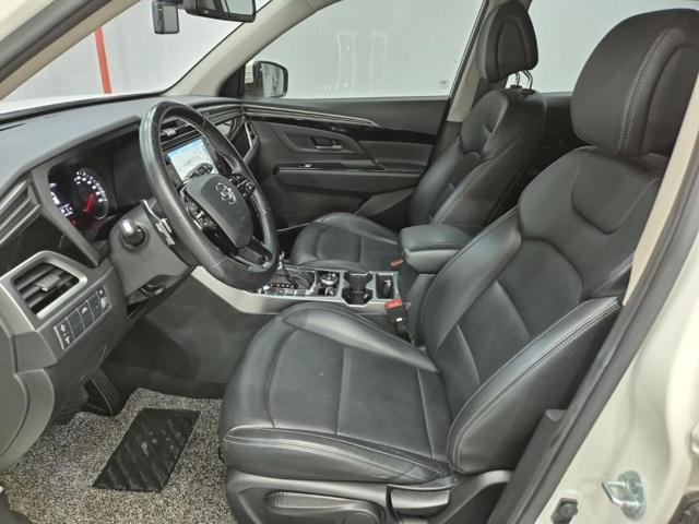 6041002082R11.jpg