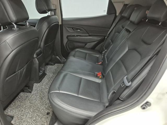 6041002082R12.jpg