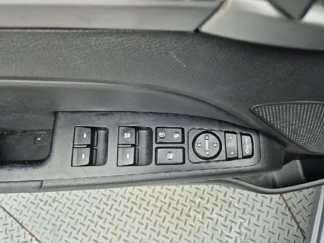 6051002466R17.jpg