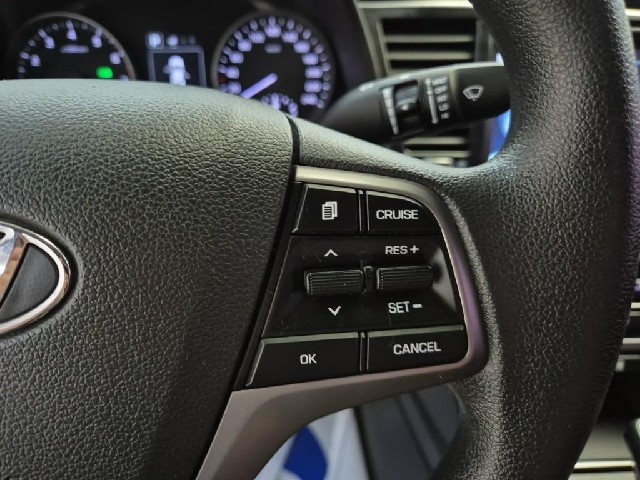 6081001297R15.jpg