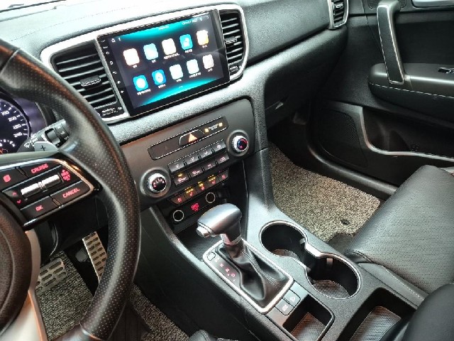 6011000759R10.jpg