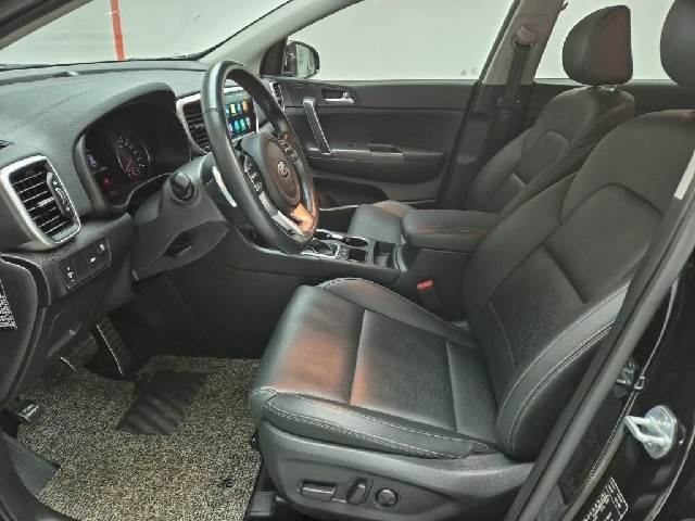 6011000759R11.jpg